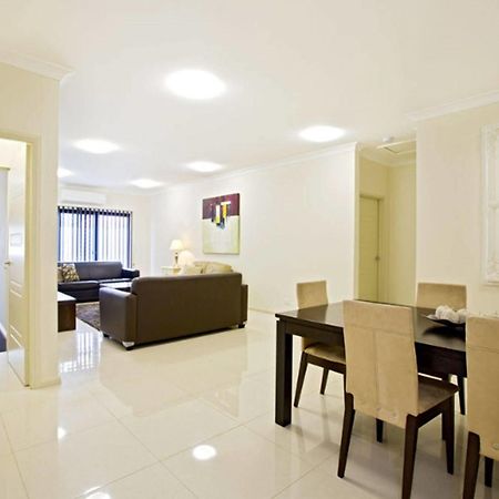 Astina Serviced Apartments - Central Penrith Dış mekan fotoğraf