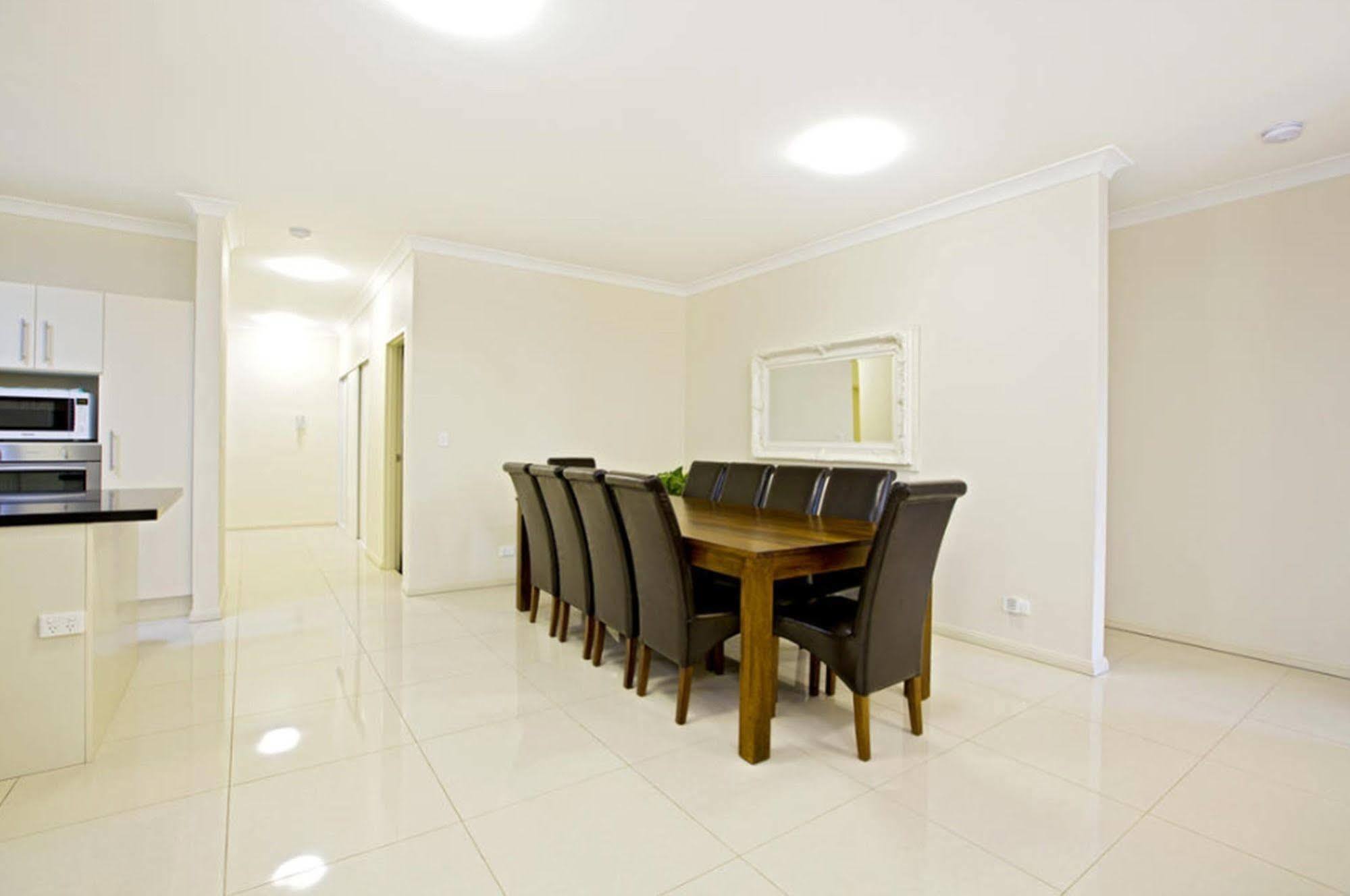 Astina Serviced Apartments - Central Penrith Dış mekan fotoğraf