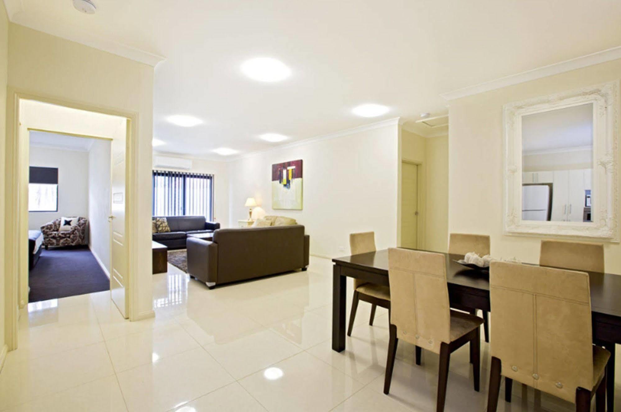 Astina Serviced Apartments - Central Penrith Dış mekan fotoğraf